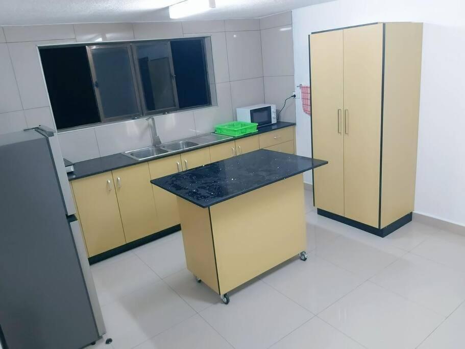 Barrett Accommodation Apartment Сува Екстериор снимка