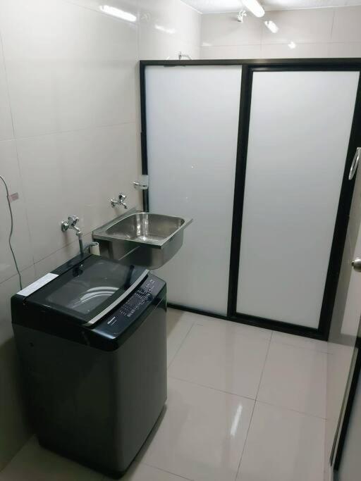 Barrett Accommodation Apartment Сува Екстериор снимка
